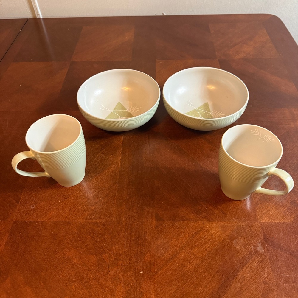 Mikasa CW301 Health Sage Green Iron Stone 2 Mugs 2 Bowls Ribbed Wheat Set